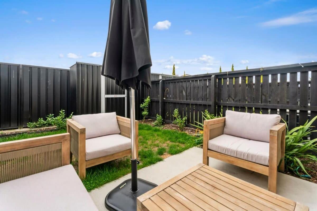 Wanaka Riverside Townhouse Retreat Albert Town Extérieur photo