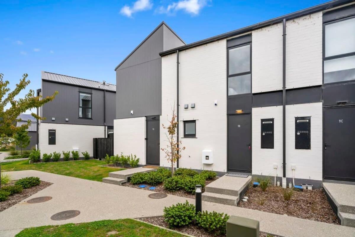 Wanaka Riverside Townhouse Retreat Albert Town Extérieur photo