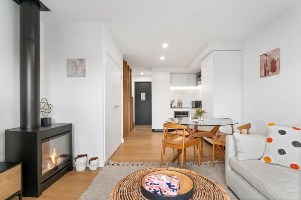 Wanaka Riverside Townhouse Retreat Albert Town Extérieur photo